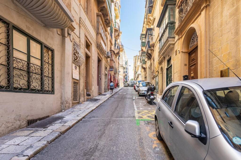 City Penthouse With Roof Terrace And Sea Views Valletta Luaran gambar